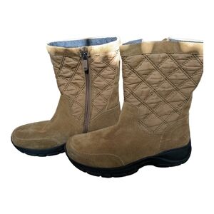 Lands End Quilted Tan Suede boots Size 6, like new